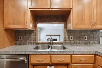 6802 Cottonwood Lane N, Maple Grove, MN 55369 - Photo 16