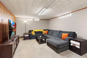 237 S Chestnut St, Belle Plaine, MN 56011 - Photo 20