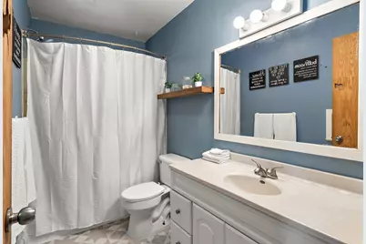 237 S Chestnut Street, Belle Plaine, MN 56011 - Photo 12