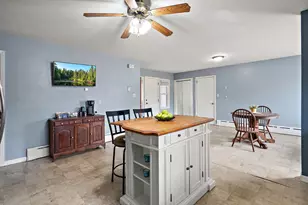 237 S Chestnut St, Belle Plaine, MN 56011 - Photo 10