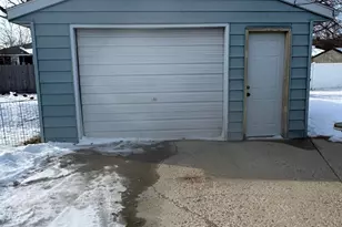 2311 8th St S, Moorhead, MN 56560 - Photo 4