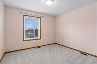 1658 Oakbrooke Cir, Eagan, MN 55122 - Photo 36