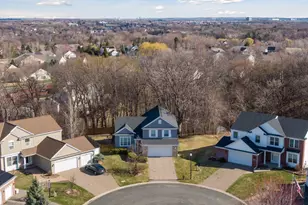 1658 Oakbrooke Cir, Eagan, MN 55122 - Photo 2