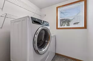 1658 Oakbrooke Cir, Eagan, MN 55122 - Photo 26