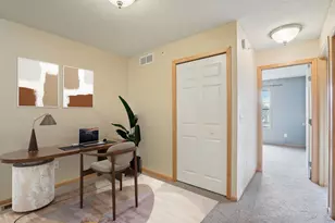 7526 Parkridge Pl, Savage, MN 55378 - Photo 8