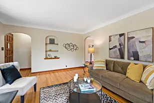 2435 Victoria St N, Roseville, MN 55113 - Photo 6