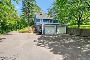 2435 Victoria St N, Roseville, MN 55113 - Photo 2