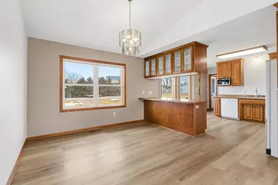 19 13th Street NE, Kasson, MN 55944 - Photo 8