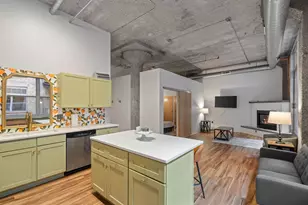 521 S 7th St, Minneapolis, MN 55415 - Photo 4