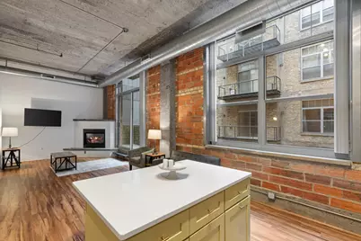 521 S 7th Street #221, Minneapolis, MN 55415 - Photo 1