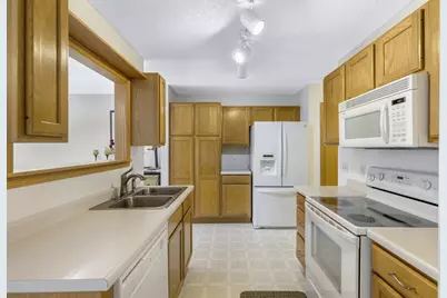 10450 64th Way NE, Albertville, MN 55301 - Photo 6