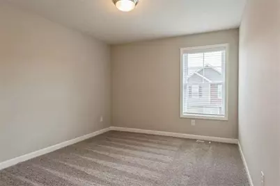 10888 Fountain Place N, Maple Grove, MN 55369 - Photo 4