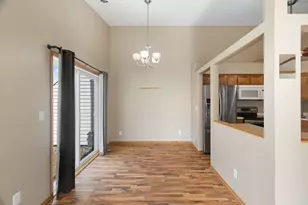 3637 Gershwin Ln N, Oakdale, MN 55128 - Photo 8