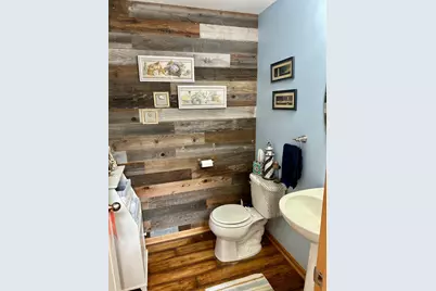 1953 Commonwealth Boulevard #3, Chanhassen, MN 55317 - Photo 4