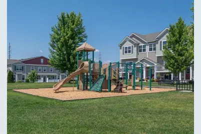 1953 Commonwealth Boulevard #3, Chanhassen, MN 55317 - Photo 16