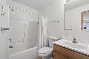 2897 Mark Twain Dr, Chaska, MN 55318 - Photo 22