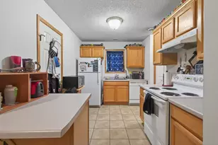 2897 Mark Twain Dr, Chaska, MN 55318 - Photo 36