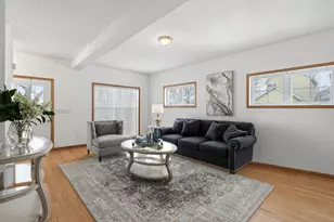 2897 Mark Twain Dr, Chaska, MN 55318 - Photo 10