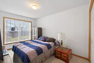 2897 Mark Twain Dr, Chaska, MN 55318 - Photo 22