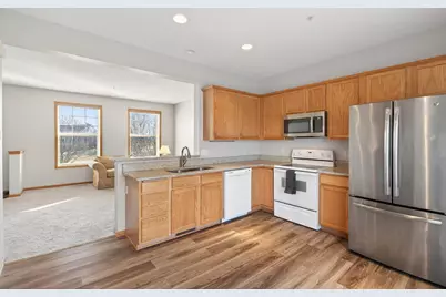 11323 Davenport Circle NE #D, Blaine, MN 55449 - Photo 14