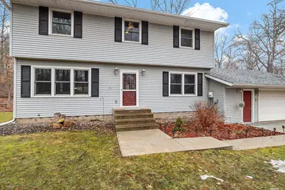 1320 Norcrest Avenue N, Stillwater, MN 55082 - Photo 2
