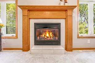 9020 Parkside Dr, Woodbury, MN 55125 - Photo 24