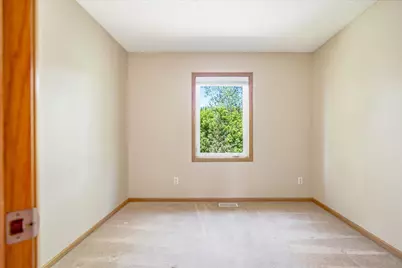 9020 Parkside Drive, Woodbury, MN 55125 - Photo 34