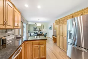 9020 Parkside Dr, Woodbury, MN 55125 - Photo 18