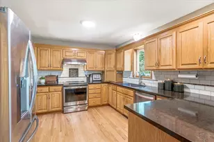 9020 Parkside Dr, Woodbury, MN 55125 - Photo 14