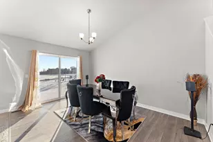 5124 Mustang Cir, Woodbury, MN 55129 - Photo 22