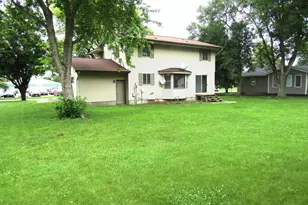 1333 Walnut St, Dawson, MN 56232 - Photo 2