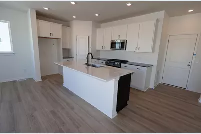 1691 Tyrone Drive, Shakopee, MN 55379 - Photo 4