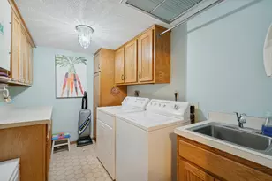 3020 St Albans Mill Rd, Minnetonka, MN 55305 - Photo 20