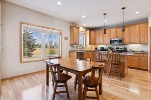 120 Longspur Ct, Hastings, MN 55033 - Photo 6