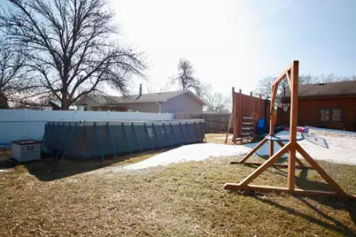 412 18th Avenue N, Wahpeton,  58075 - Photo 58