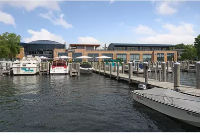 1042 E Circle Drive, Wayzata, MN 55391 - Photo 26