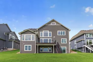 6030 Lanewood Ln N, Plymouth, MN 55446 - Photo 10