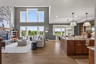 6030 Lanewood Ln N, Plymouth, MN 55446 - Photo 20