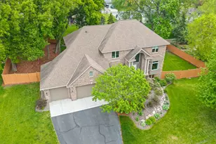 14809 White Oak Dr, Burnsville, MN 55337 - Photo 2
