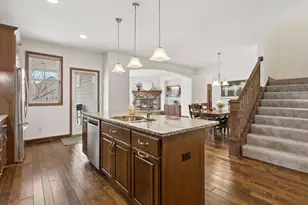 17118 Hollyhock Ct, Lakeville, MN 55044 - Photo 14