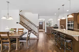 17118 Hollyhock Ct, Lakeville, MN 55044 - Photo 6