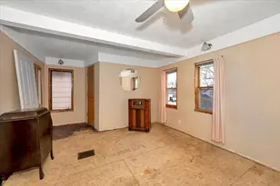 1825 Oakes Ave, Superior, WI 54880 - Photo 10