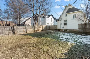 673 Jessamine Ave E, Saint Paul, MN 55106 - Photo 8