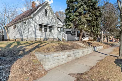673 Jessamine Avenue E, Saint Paul, MN 55106 - Photo 2
