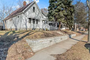 673 Jessamine Ave E, Saint Paul, MN 55106 - Photo 2