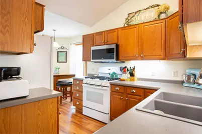 700 Leroy Lane #8, River Falls, WI 54022 - Photo 8