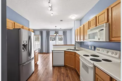 15719 France Way #1313, Apple Valley, MN 55124 - Photo 12