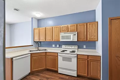 15719 France Way #1313, Apple Valley, MN 55124 - Photo 12