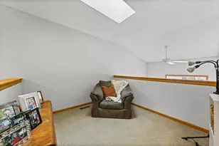 472 Hickory Ln N, Oakdale, MN 55128 - Photo 16