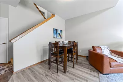 472 Hickory Lane N, Oakdale, MN 55128 - Photo 8